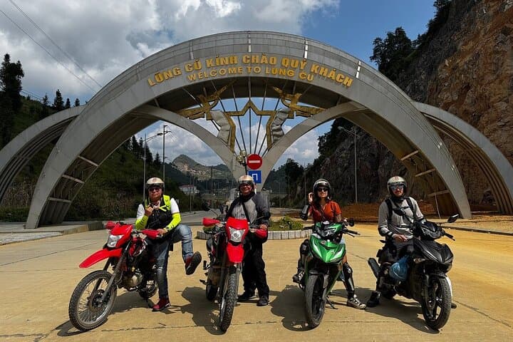 4-Day Ha Giang Loop Motorbike Adventure with Local Easy Rider Guide