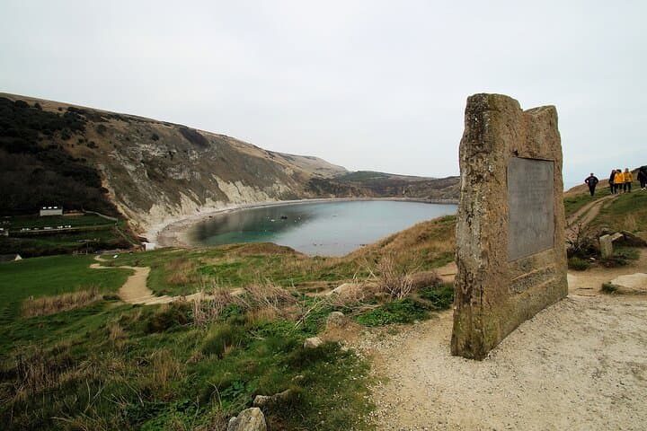 Half-Day Jurassic Coast Highlights: Private Shore Excursion to Durdle Door & Lulworth Cove photo 4