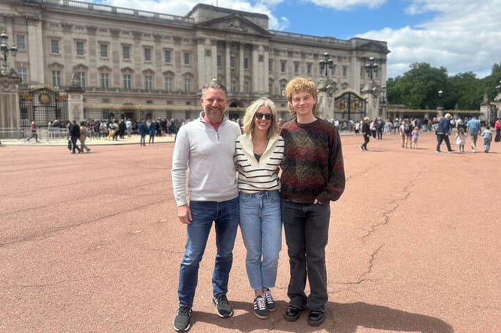 Explore London in a Classic Black Cab: Full-Day Private Sightseeing Tour photo 4