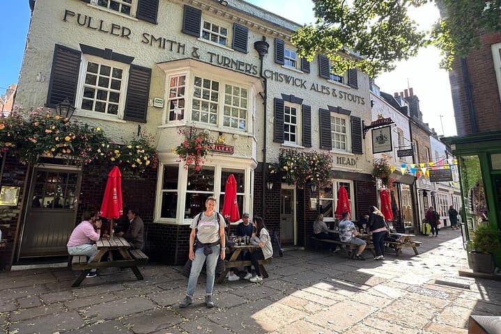 Walk Ted Lasso's Richmond: Riverside Filming Locations Tour from London photo 5