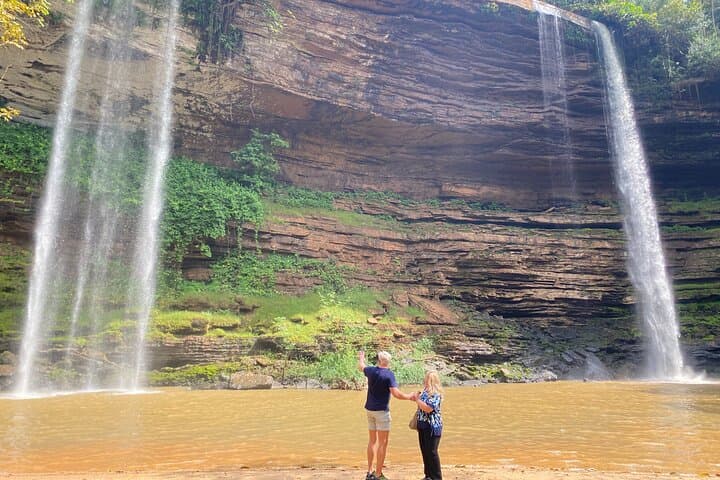 Boti Waterfalls Day Tour: Aburi Gardens, Umbrella Rock & Cocoa Farm Experience photo 3