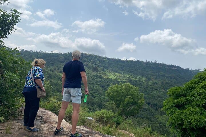 Boti Waterfalls Day Tour: Aburi Gardens, Umbrella Rock & Cocoa Farm Experience photo 4