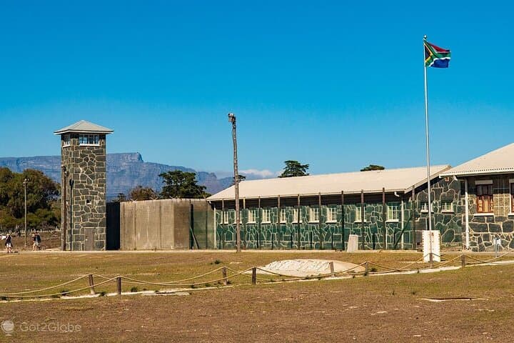 Robben Island and Table Mountain: Cape Town Ferry, Cable Car & Guided Tour photo 4