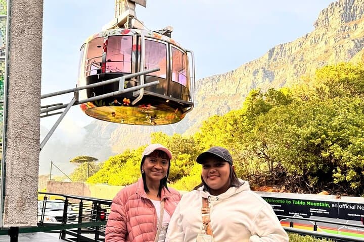 Fast Track Table Mountain Cableway Ticket: Skip-the-Line Access to Cape Town's Summit photo 4