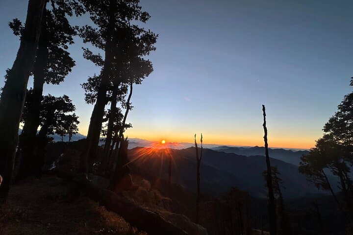 Nag Tibba Trek: 2-Day Scenic Himalayan Summit & Sunrise from Dehradun