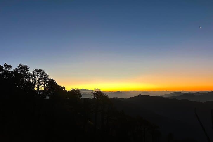 Nag Tibba Trek: 2-Day Scenic Himalayan Summit & Sunrise from Dehradun photo 3