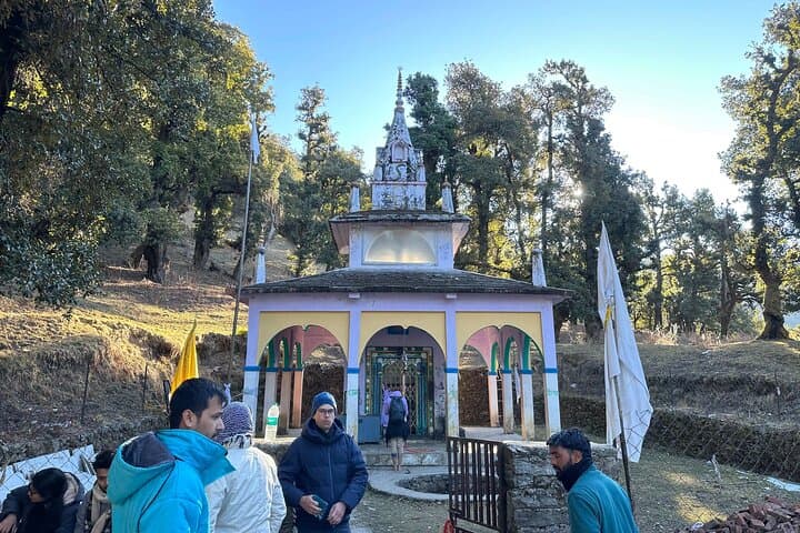 Nag Tibba Trek: 2-Day Scenic Himalayan Summit & Sunrise from Dehradun photo 5