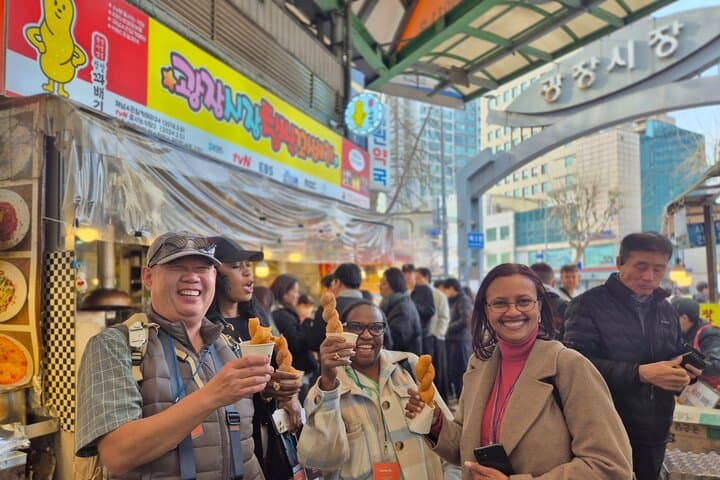 Seoul Local Vibes: Gwangjang Market Night Food Tour & Makgeolli Tasting photo 6
