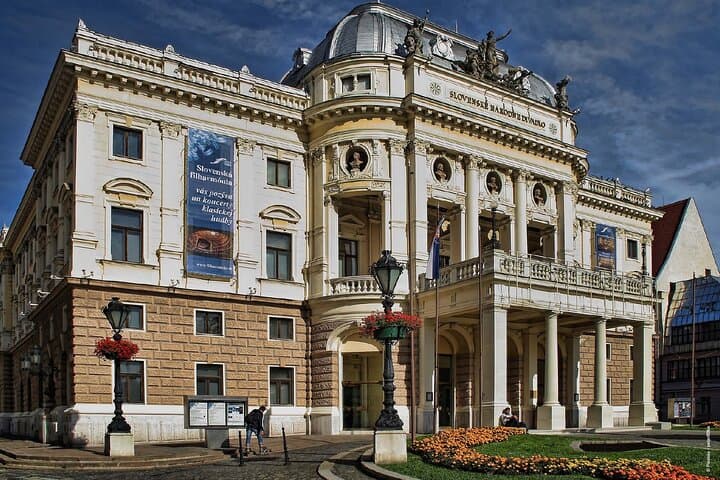 Bratislava Audio-Guided Walking Tour: 6.5 km through Castle, Cathedral & Old Town photo 5