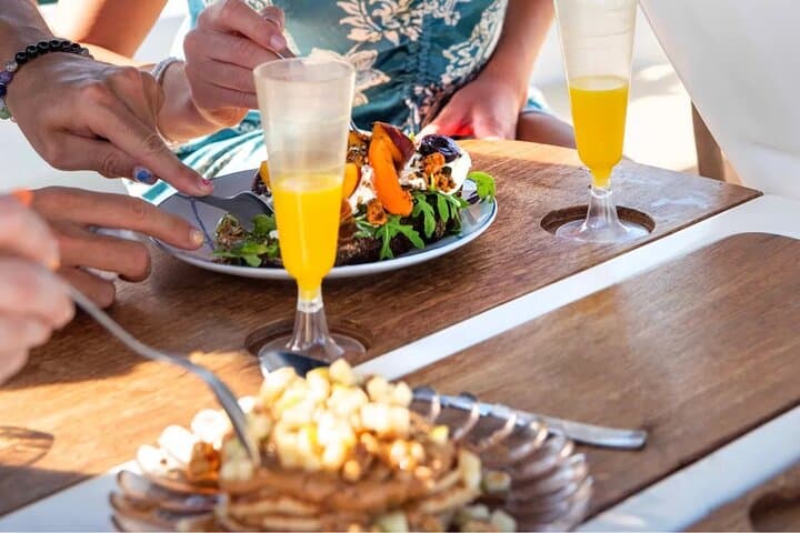 Barcelona Sailing with Tapas & Cava — Sunrise, Sunset & Full Moon Cruises photo 4