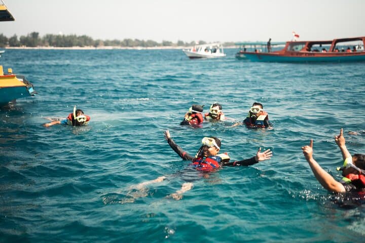 Private Lombok Raft Tour: Snorkel Gili Nanggu, Sudak & Kedis photo 6