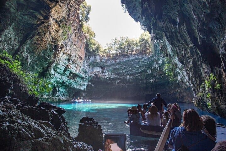 Private Kefalonia Tour — Melissani Cave, Myrtos Beach & Fteri Beach Guide photo 5