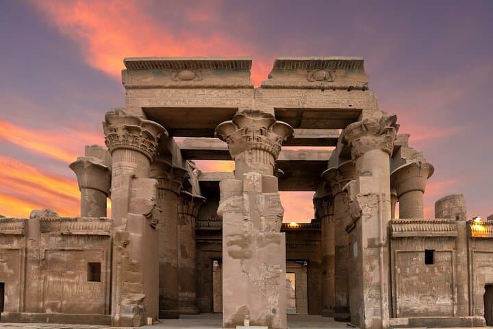 Edfu & Kom Ombo Day Tour from Luxor: Nile Temples, Countryside Drive, Aswan Transfer