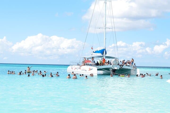 Private Saona Island Tour from Punta Cana — Speedboat & Catamaran Day Trip photo 2