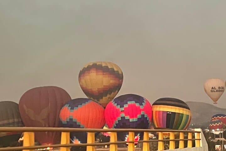 Private Hot Air Balloon Over Teotihuacan: Sunrise Flight with Breakfast