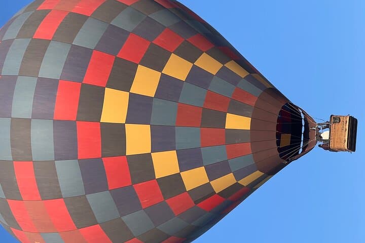 Private Hot Air Balloon Over Teotihuacan: Sunrise Flight with Breakfast photo 5