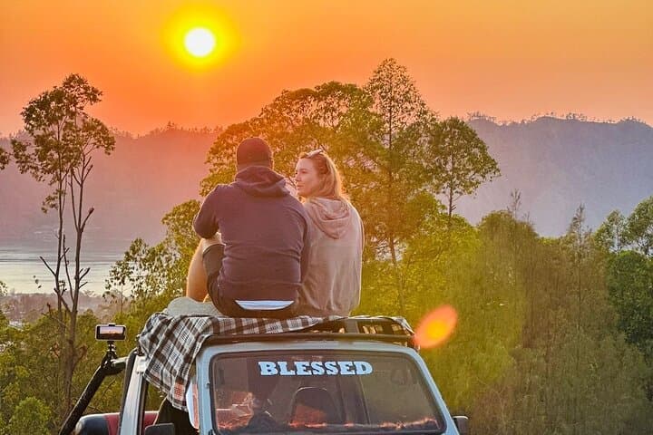 Mount Batur Sunrise Jeep Tour with Breakfast and Black Lava Field Exploration photo 2