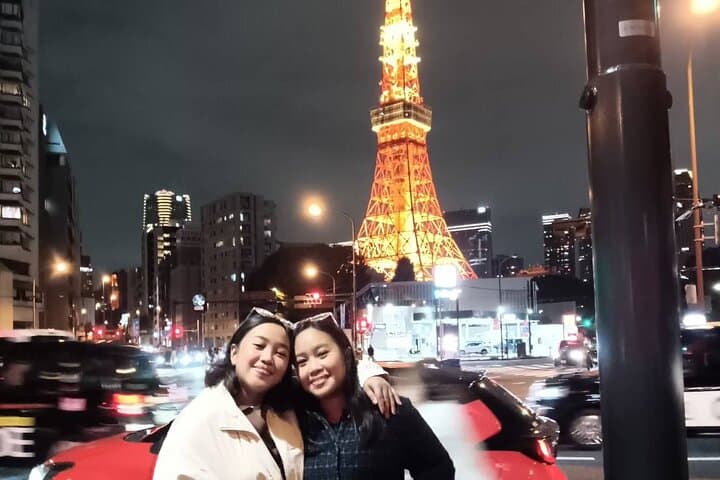 Tokyo Night E‑Scooter Ride and Tokyo Tower Observatory Tour photo 5