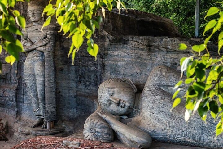 Sri Lanka Beyond Ordinary: 8-Day Cultural & History Circuit from Negombo to Colombo photo 2