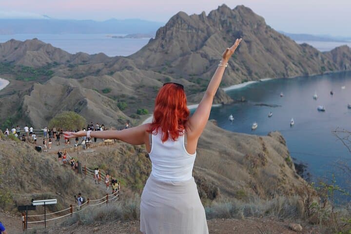 3-Day Komodo Dhow Cruise: Padar Hike, Pink Beach & Manta Snorkel photo 5