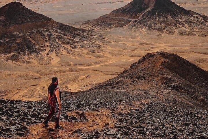 White and Black Desert: 2-Day Private 4x4 Tour from Cairo photo 3