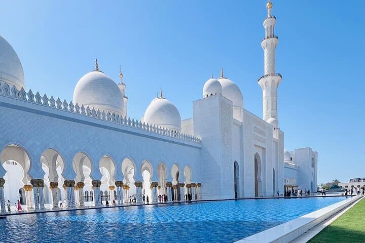 Abu Dhabi Full-Day Tour: Sheikh Zayed Mosque, Emirates Palace, Corniche & Yas Island photo 4