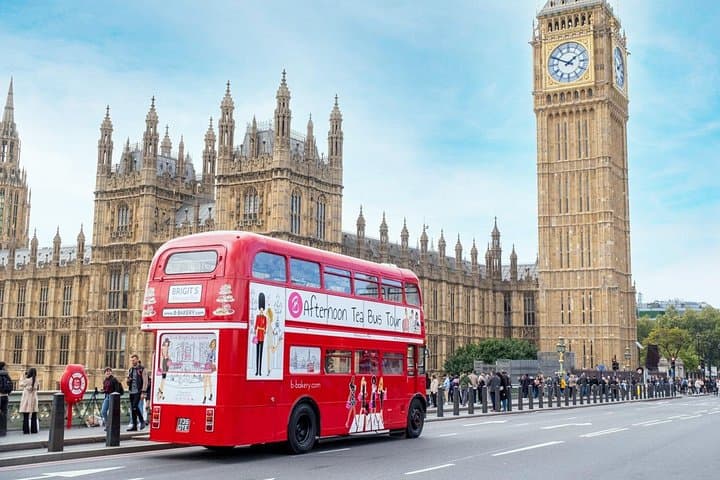 London Afternoon Tea on a 1960s Routemaster Bus - High Tea & Central Sights