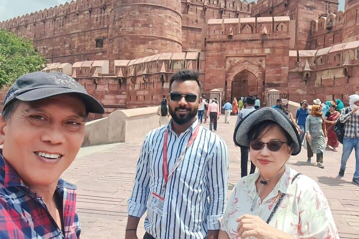 Gatimaan Express: Luxury Taj Mahal Day Trip from Delhi photo 5