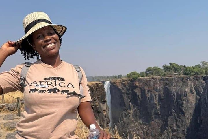 Victoria Falls Guided Tour: Experience Both Zimbabwe and Zambia in a Day