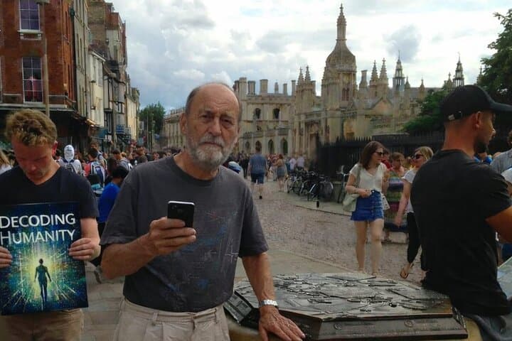Decode Cambridge: Darwin to DNA Outdoor Escape Walk photo 3