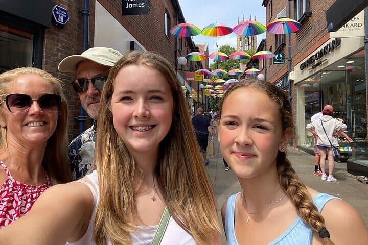 York Scavenger Hunt: Interactive Historical Walking Tour of York