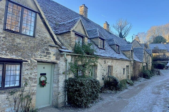 Private Cotswolds Hidden-Gems Tour: Exclusive Full-Day Drive from Oxford