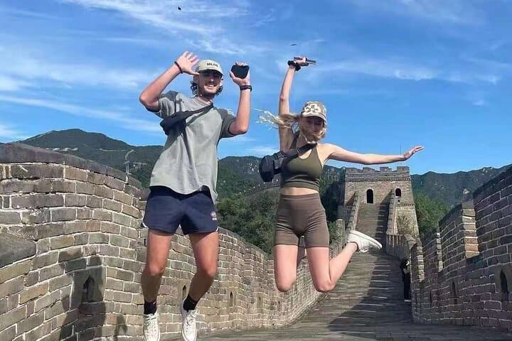 Mutianyu Great Wall Day Tour from Beijing - ZANBUS Round-Trip photo 2