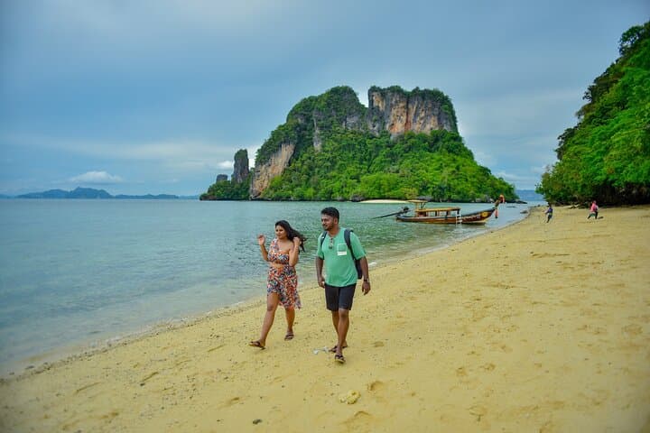 Krabi 9 Islands and Hong Island Speedboat Adventure: Full-Day Snorkel & Sandbar Tour photo 4
