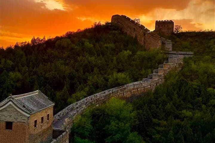 Jinshanling Great Wall Day Trip — Hike Restored and Wild Sections from Chengde/Beijing