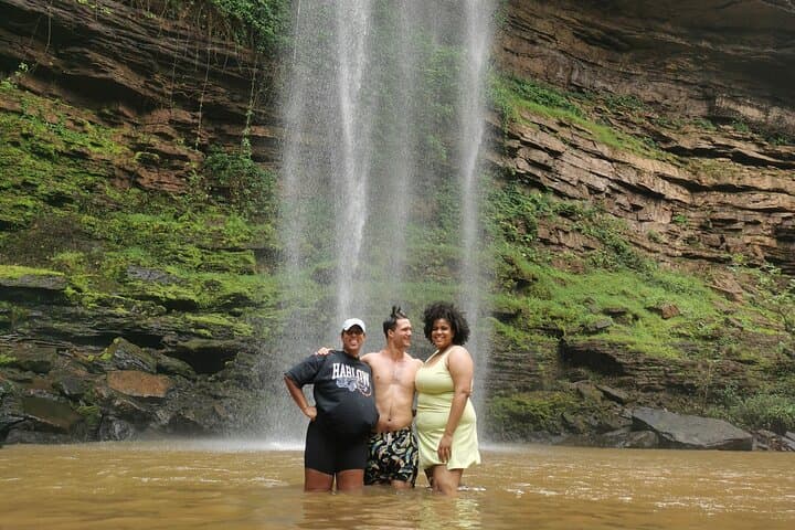 Boti Waterfalls Day Tour: Aburi Gardens, Umbrella Rock & Cocoa Farm Experience
