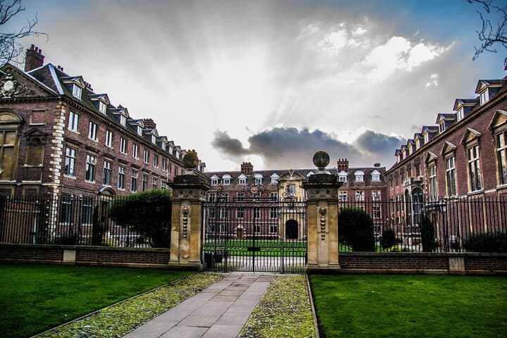 Self-Guided Cambridge Walking Tour: Explore Trinity, The Backs & Local Eats photo 5