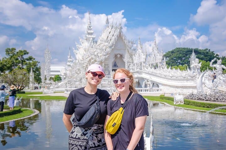 Chiang Mai to Chiang Rai Temple Highlights Day Trip — White Temple, Blue Temple & Black House