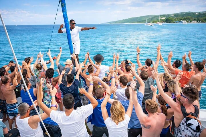 Ocho Rios Catamaran Cruise, Snorkel & Dunn’s River Falls Shore Excursion