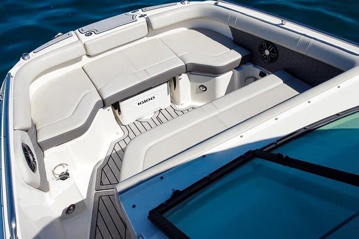 Private Sea Ray 250 Charter to Los Arcos – Puerto Vallarta Luxury Boat Rental photo 2