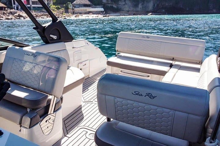 Private Sea Ray 250 Charter to Los Arcos – Puerto Vallarta Luxury Boat Rental photo 3