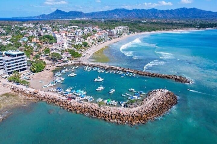 Punta Mita Coastal Boat Tour and Snorkeling — Private 2–3 Hour Scenic Cruise photo 2
