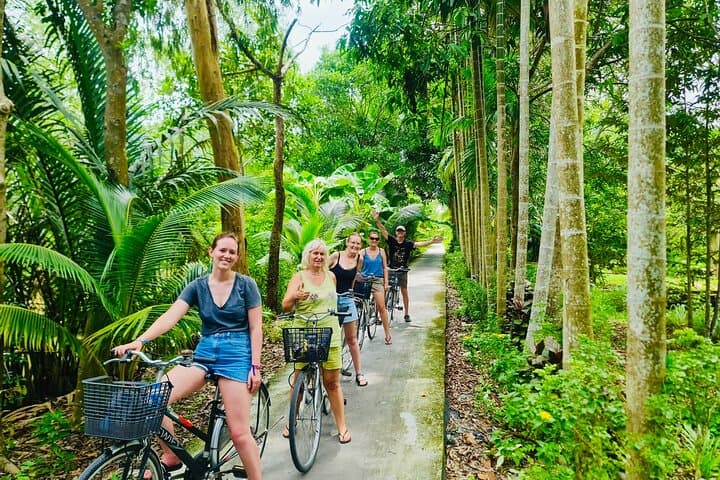 U Minh Thuong & Pineapple Village Tour — 2-Day Rach Gia Nature Escape photo 4