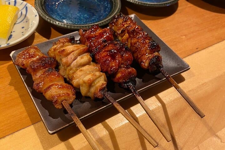 Osaka Food Crawl: Namba & Dotonbori Izakaya Tour with Local Guide photo 2