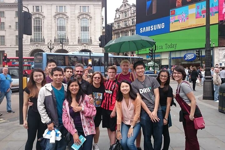 Private Full-Day London Tour: Chauffeured Sightseeing with Expert Guide photo 3