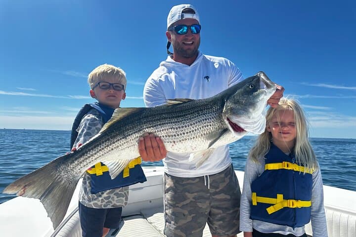 Private Fishing Charters in Newport, RI — 5-Hour Inshore & Deep-Sea Trips