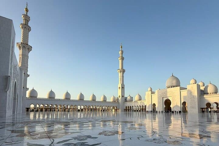 Private Abu Dhabi City Tour: Sheikh Zayed, Corniche & Cultural Highlights