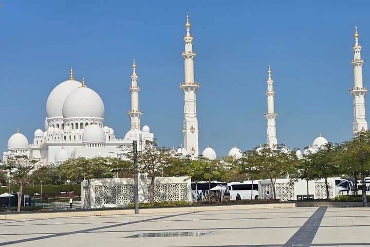 Private Abu Dhabi City Tour: Sheikh Zayed, Corniche & Cultural Highlights photo 3