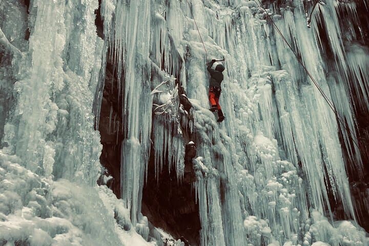 Ice Climbing in Catskill Park: Guided Platte Clove Winter Climbs photo 6