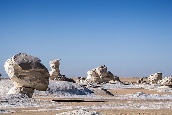 Black and White Desert 2-Day Adventure: Bahariya Oasis & White Desert Camping photo 3